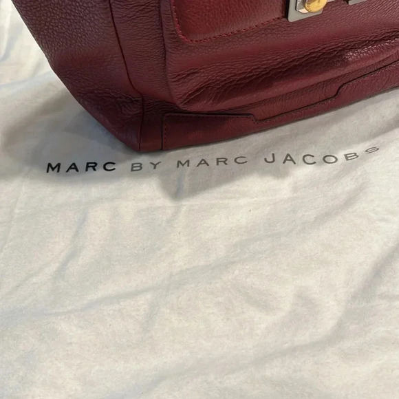 Marc Jacobs Handbag - Picture 8 of 14